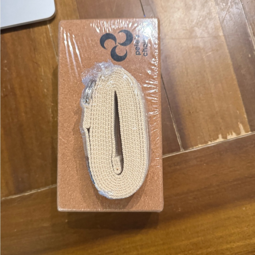 Pete's Choice Yoga Block and Strap Set - Picture 2 of 2
